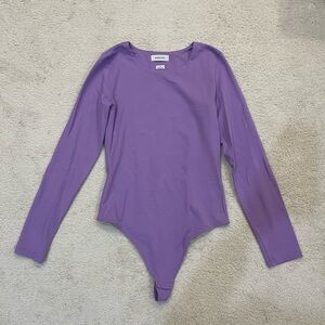 Aritzia Original Contour Crew Bodysuit light purple